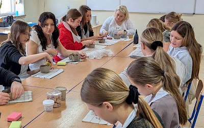 Warsztaty ceramiczne w Katolickim Liceum Ogólnokształcącym w Biłgoraju