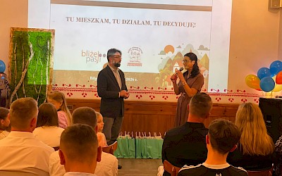 Podsumowanie projektu „Tu mieszkam, tu działam, tu decyduję!” – uroczysta Gala w centrum miasta Biłgoraja.