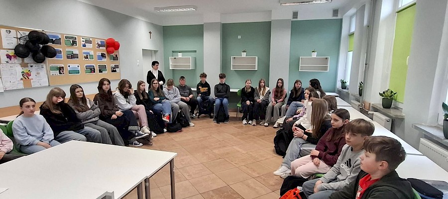Szkolny wolontariat w praktyce – warsztaty dla uczniów i opiekunów