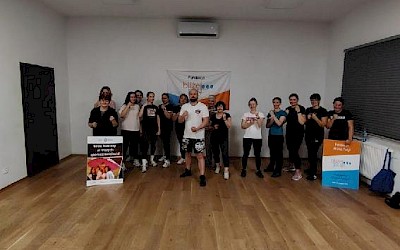 Siła zaczyna się od środka – warsztaty samoobrony kobiet z Majdanu Gromadzkiego